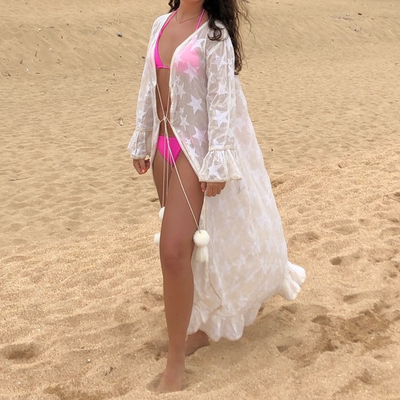 Trendy Cover-up - Picture 2 of 3